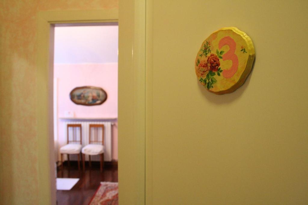 Corte Posta B&B - Parcheggio E Bagno In Camera มานโตวา ห้อง รูปภาพ