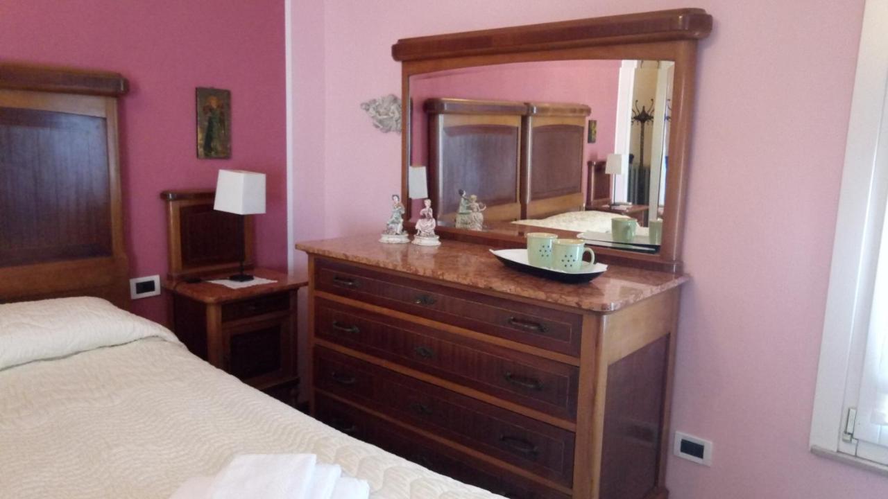 Corte Posta B&B - Parcheggio E Bagno In Camera มานโตวา ภายนอก รูปภาพ