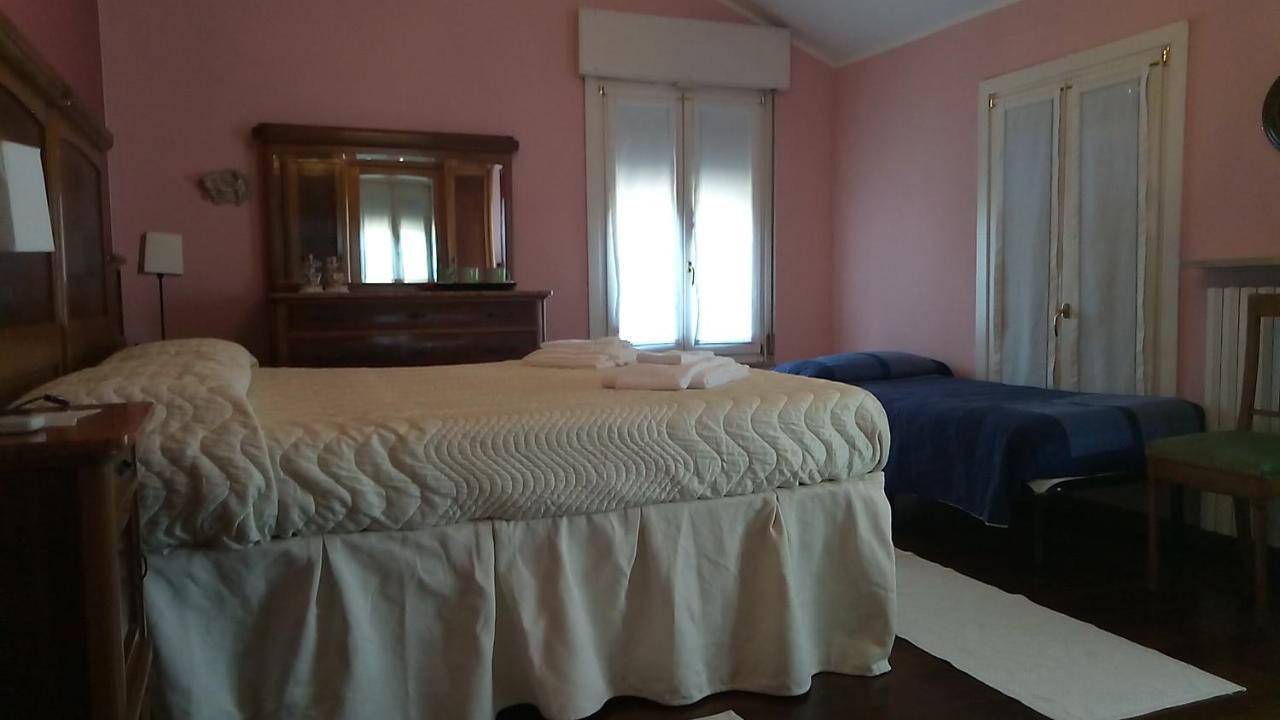 Corte Posta B&B - Parcheggio E Bagno In Camera มานโตวา ภายนอก รูปภาพ