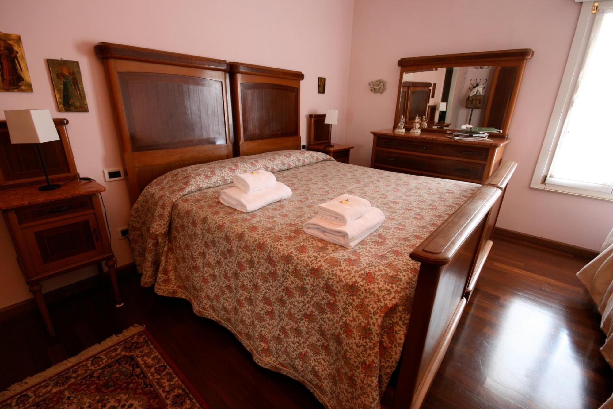 Corte Posta B&B - Parcheggio E Bagno In Camera มานโตวา ห้อง รูปภาพ